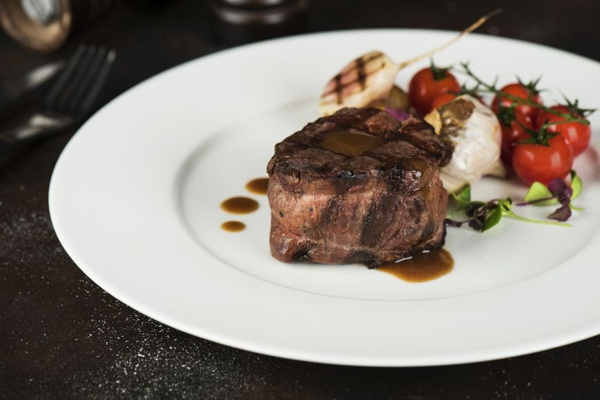 Beef Bistro Brings the Parisian Flair to Le Méridien Dubai Village Beef Bistro Brings the Parisian Flair to Le Méridien Dubai Village